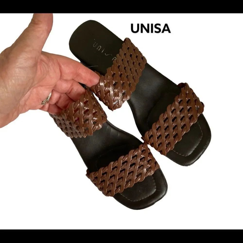 UNISA brown braided leather straps square open toe block heel sandals 7